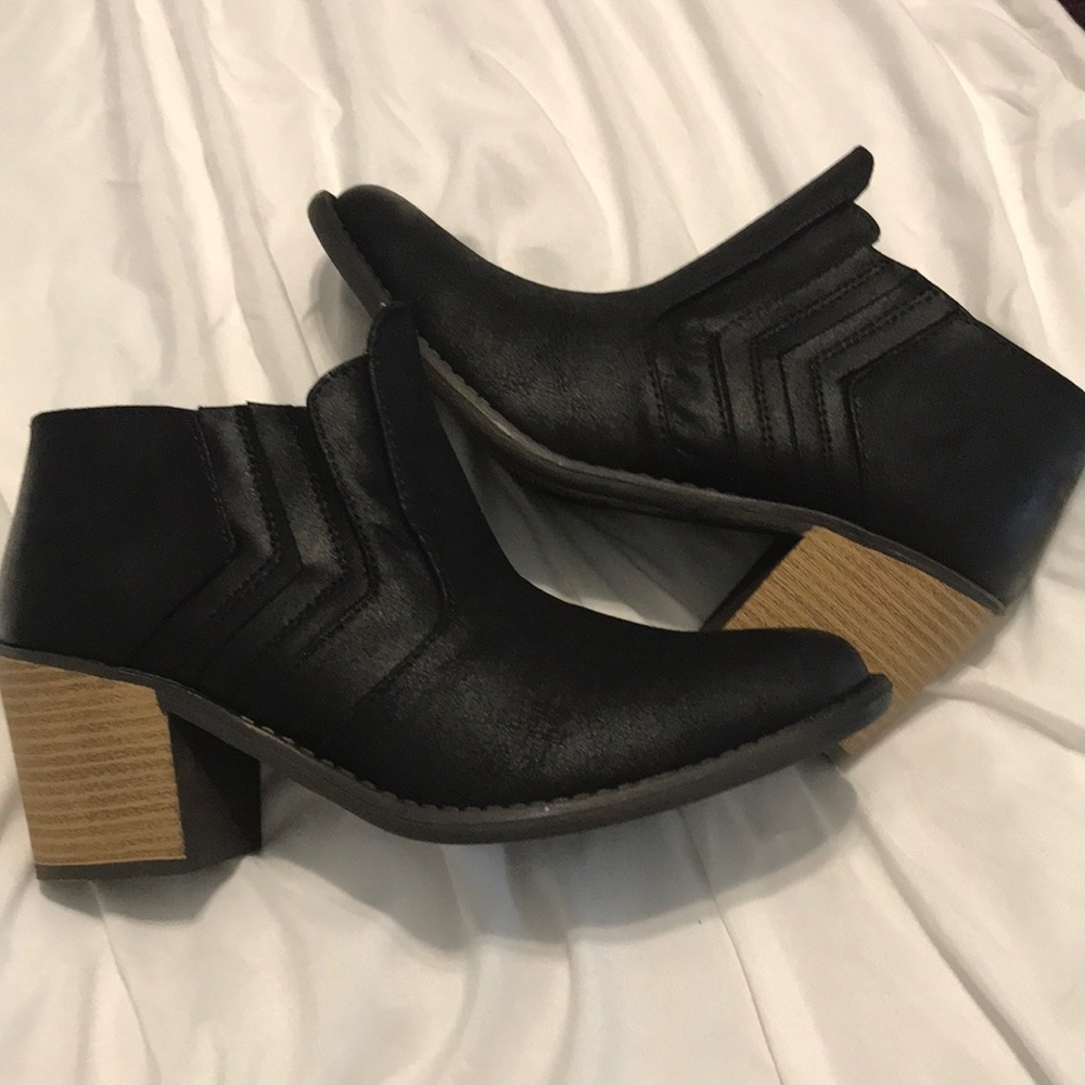 Black ankle boots